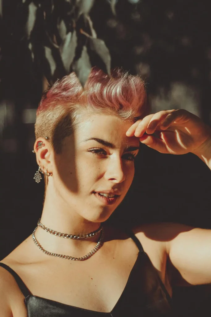stylish short hair desighn