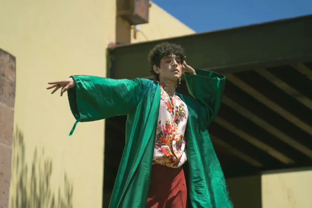 Statement Kimono
