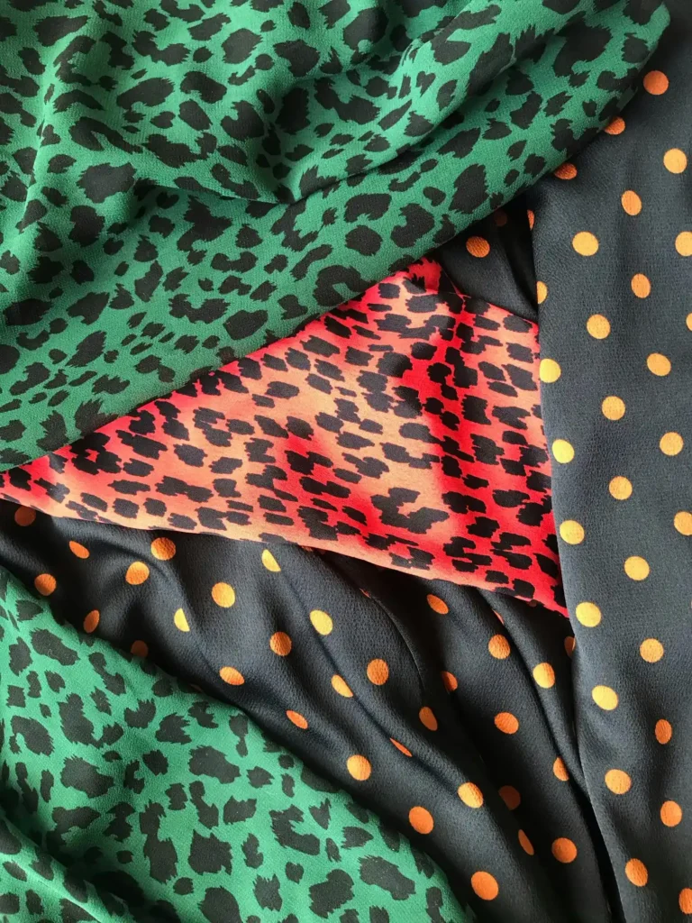 right prints and patterens
