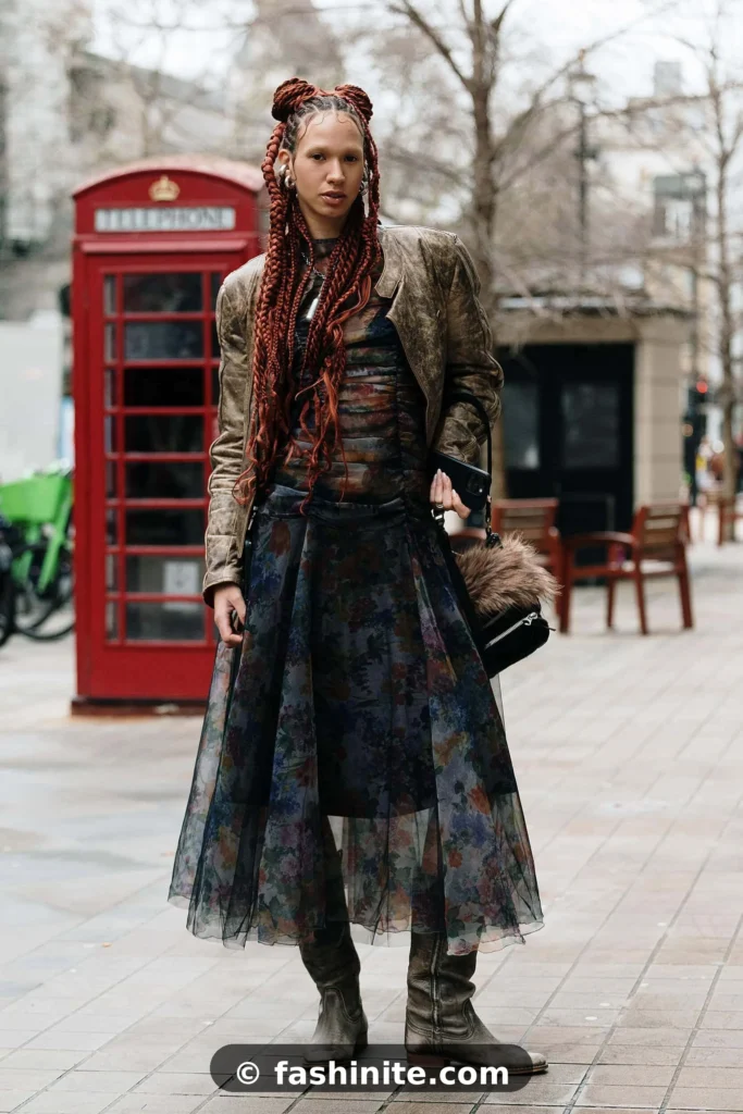 Top Outfits From the Streets of London Fashion Week London Fashion Week street style look by a red phone booth